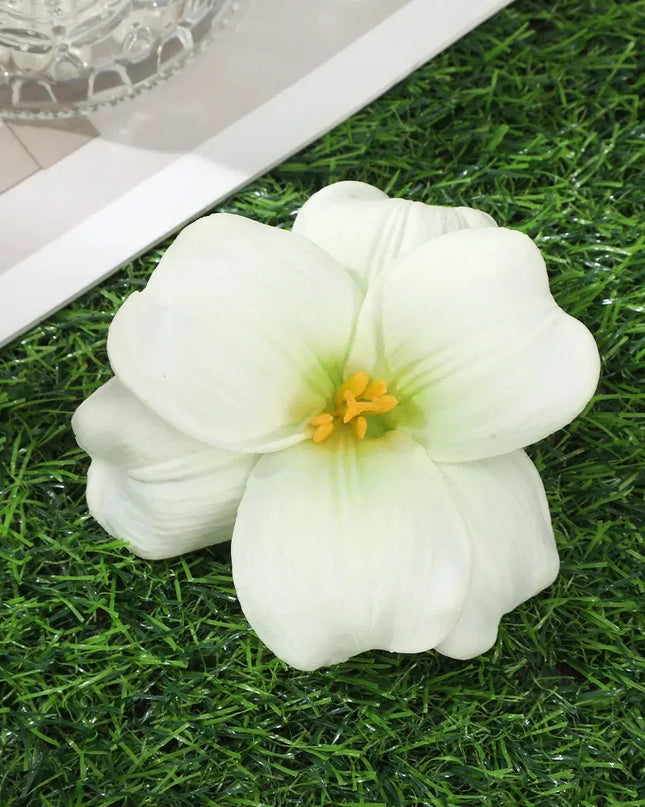 Away Hawaiian Flower Hair Clip Dash-4u